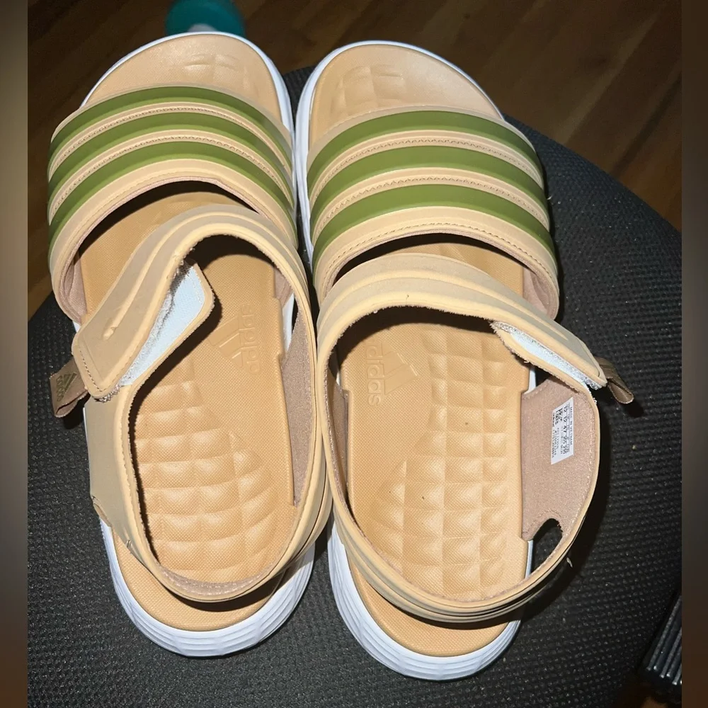 Adidas sandals - Picture 3 of 6